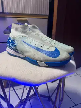 Sepatu Futsal Nike Air Zoom