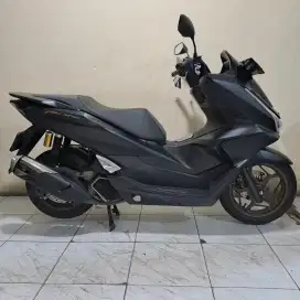 Honda PCX 160 Raodsync 2025 KM 3000 like new