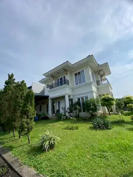 Dijual rumah di kota wisata Cibubur