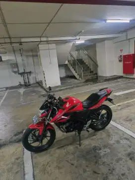 Dijual Honda CB150R tahun 2015