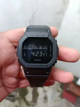 Jam Gshock DW-5600bb