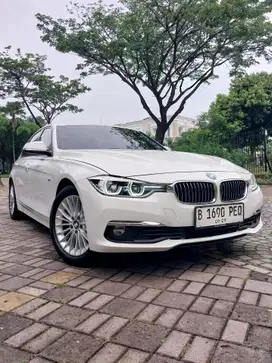 Dp 5jt BMW 320i 2018 luxury