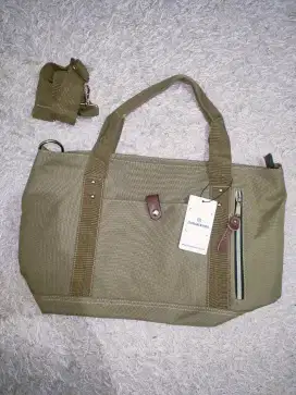 Tas selempang wanita