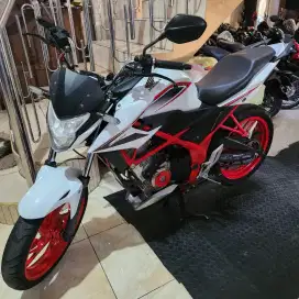 Cb150r faceclif putih 2016 bisa tunai atau kredit gbm gandu_baru_motor
