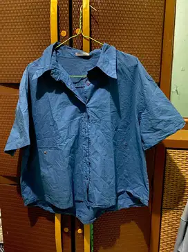 Kemeja denim wanita
