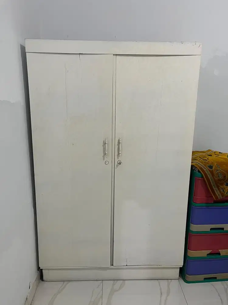 Lemari Baju 2 pintu Kayu Jati