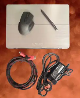 Laptop Sony Vaio Multi. Layar Mati, Mesin Normal, HDMI ke Monitor/TV.