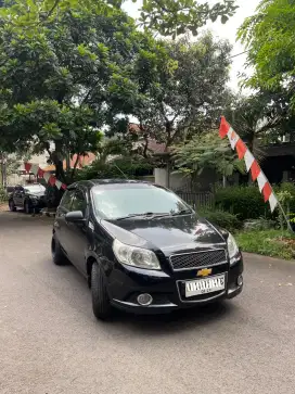 Chevrolet Aveo 1.5L 
Transmisi Automatic 
Ac dingin
Tahun 2009