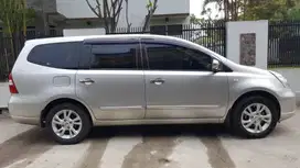 Grand Livina XV AT 2012 silver D kodya Bdg beli dari baru siap pakai