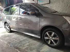Nissan Grand livina 2011 Bensin
