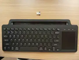 Keyboard+Touchpad Bluetooth 2.4Ghz