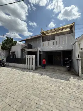 Rumah sewa di jakal km 6 dekat ugm