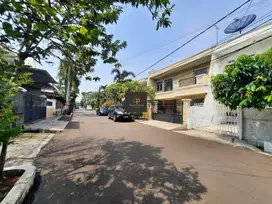 Dijual Cepat Rumah Tua 200m2 di Muara Karang blok 8, Jalan lebar