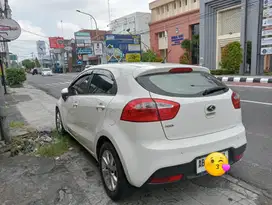 Kia Rio 2012 Bensin