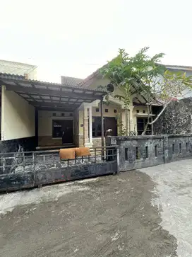 Rumah sewa di jakal km 10