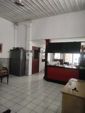 Rumah dan ruang Usaha dipusat kota Jl dr cipto semarang