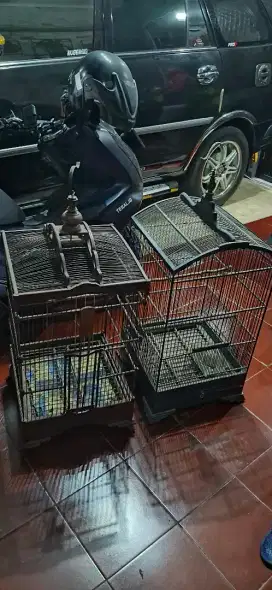Kurungan burung bekas