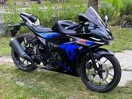 SUZUKI GSX150R 2018