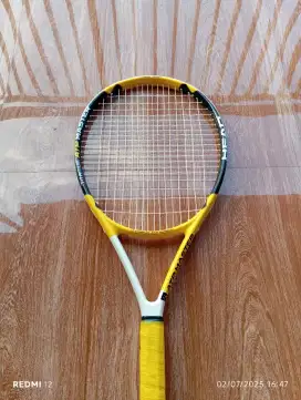 Raket tenis head 110