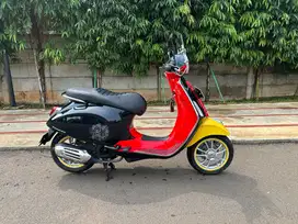 Vespa Primavera Mickey Mouse Limited Edition