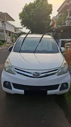 Daihatsu Xenia 2014 Automatic – Kondisi Terawat, Siap Pakai!