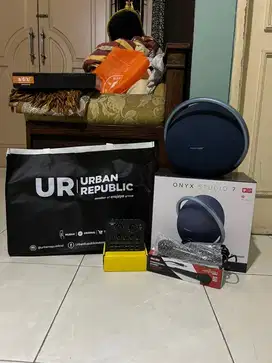 Harman Kardon Onyx 7 + Karaoke