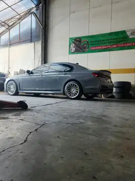 BMW F02 - G12 730li