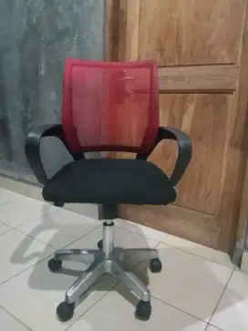 kursi gaming mulus utuh
