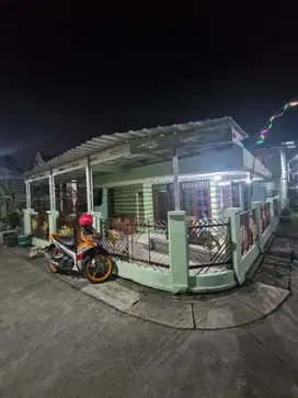 Dijual Kost Putri 7 Kamar di Pusat Kota Kaliwungu Kendal Dekat KIK