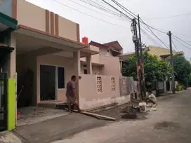 Rumah 1.5 Lantai Bangunan Baru di Pondok Pekayon Indah Dekat Galaxy