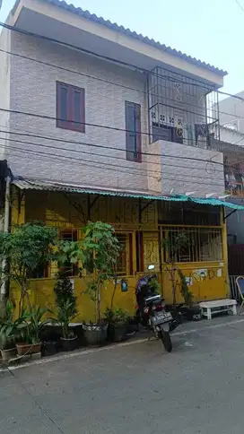 Rumah 2 Lantai Siap Huni Tanah Sareal Jakarta Barat