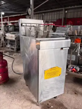 Deepfryer gas 
Kapasitas 20 literan 

Harga 4.500.000

Fungsi normal