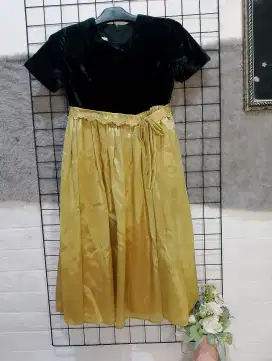 Dress anak untuk pesta