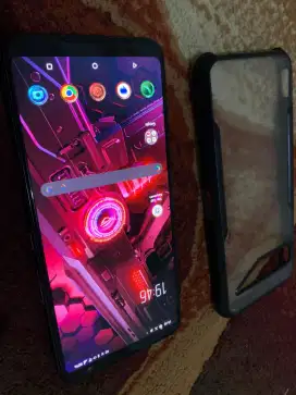 ROG PHONE 3 , RAM 12GB pemakaian pribadi