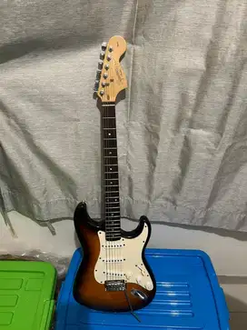SQUIER AFFINITY STRATOCASTER FULL UPGRADE!!