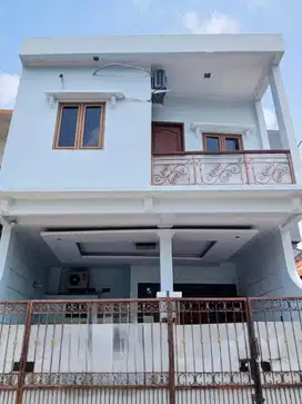 AC27 Rumah 2 lantai murah di Cempaka Putih Timur Jakarta Pusat
