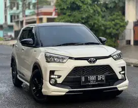 TOYOTA RAIZE GR SPORT AT 2022 PUTIH TWO TONE PAJAK PANJANG