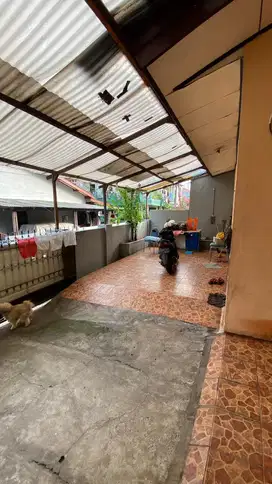 Dijual Rumah di Kalibata Jakarta Selatan luas T 222m,kamar tidur 5,
