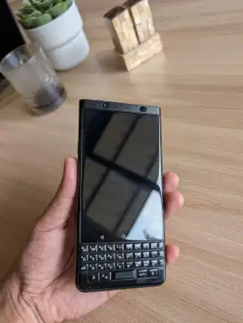 Blackberry keyone 4/64
