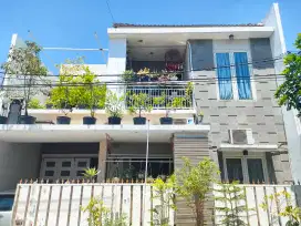 Dijual rumah 2 lt.
