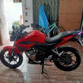 Cb150r streetfire