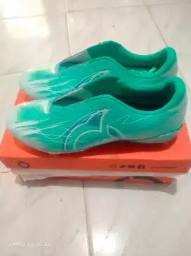 Sepatu Bola Size 39