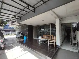 Rumah Luas Hoek Strategis Dekat Festival Citylink Bandung