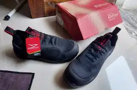 Sepatu safety mek Cheetah