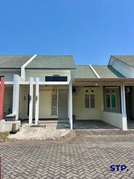 Disewakan, Rumah Sukolilo Dian Regency II Surabaya Timur