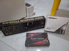 Audio Mixing V8, Condesnsor microphone, dan supportnya