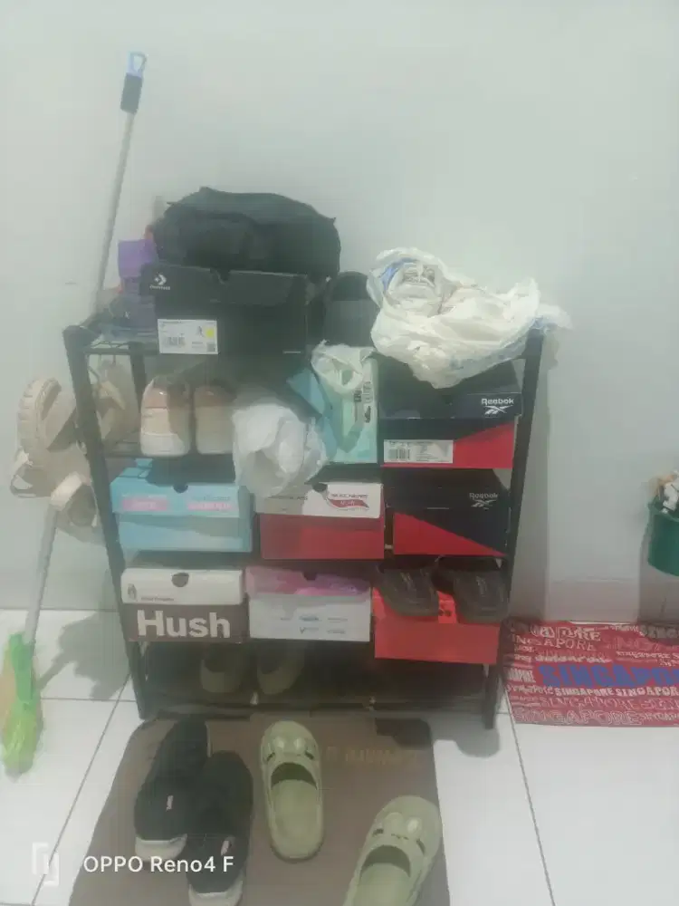 Rak sepatu beli di ace