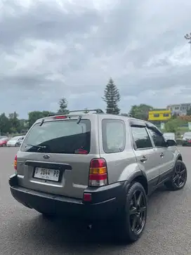 Ford Escape 2004 Bensin