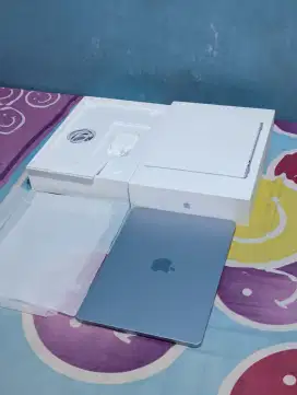Macbook Air M4 16/256Gb SkyBlue Like New Fullset Garansi