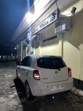 Nissan March 2013 Bensin